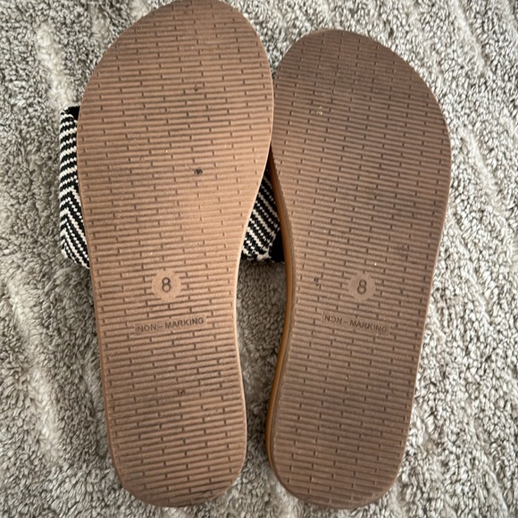 Black and White Women's Slide Sandals - Picture 3 of 3